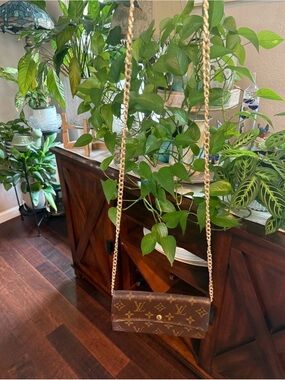 Gold chain attachment
